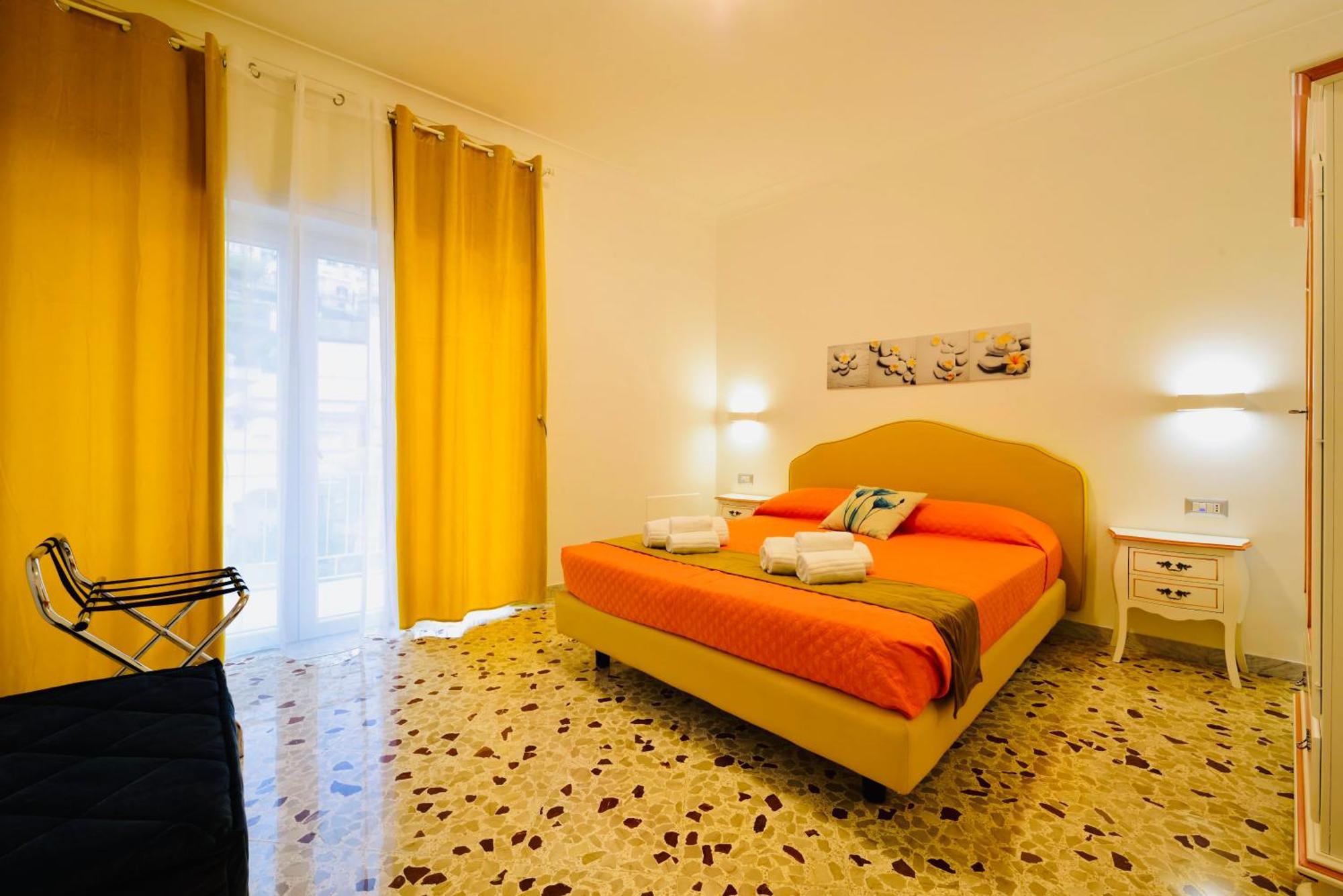 Floral Holiday Minori Ngoại thất bức ảnh