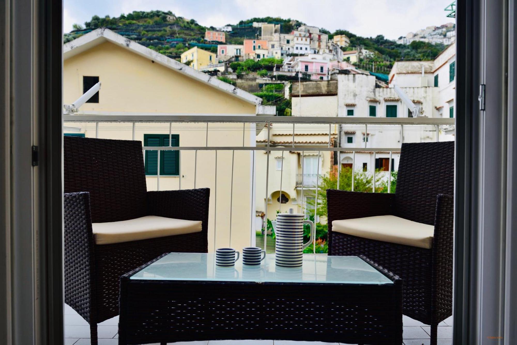 Floral Holiday Minori Ngoại thất bức ảnh